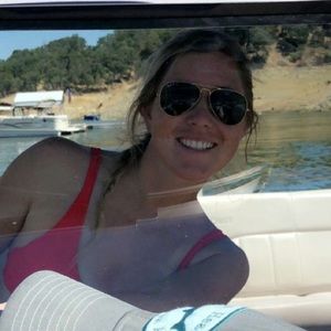 Meet your Posher, Lara